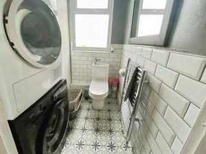 Laundry Room/Wc- click for photo gallery